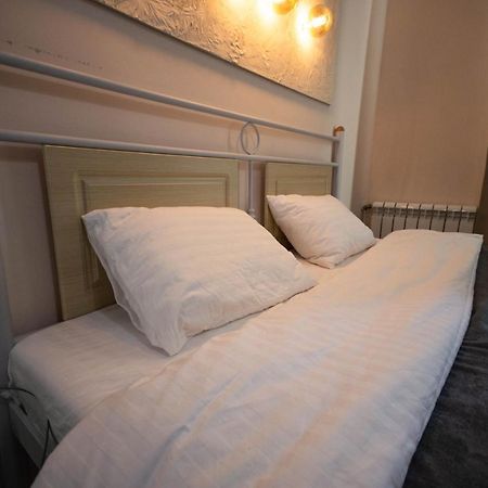 Kyiv Rouge Apartment Zewnętrze zdjęcie