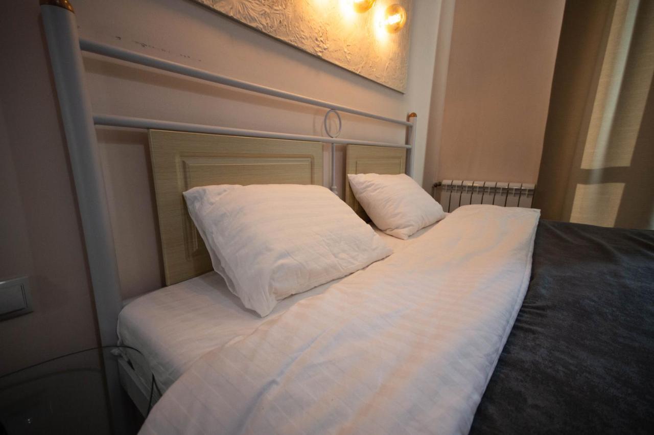 Kyiv Rouge Apartment Zewnętrze zdjęcie